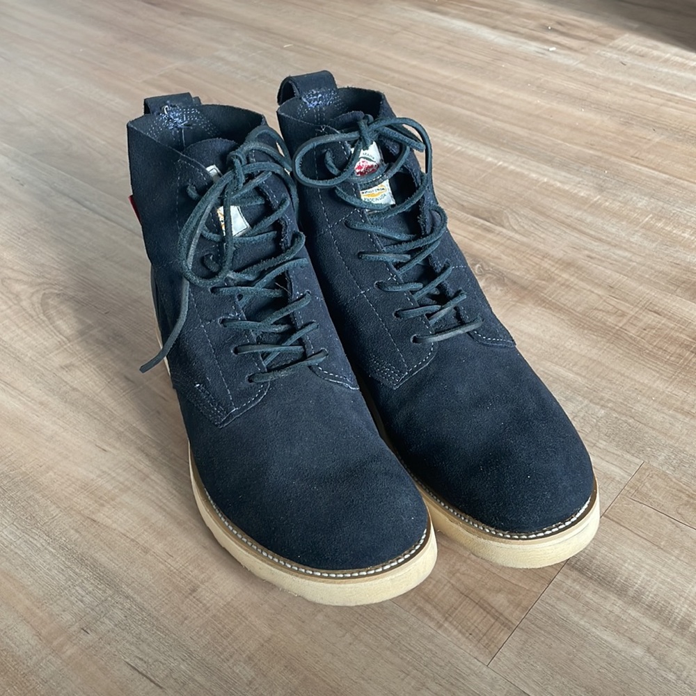 Gorilla USA Navy Suede Chukka Boot